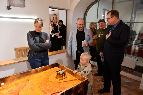 Bzukot školních zahrad, NPMK J. A. Komenského